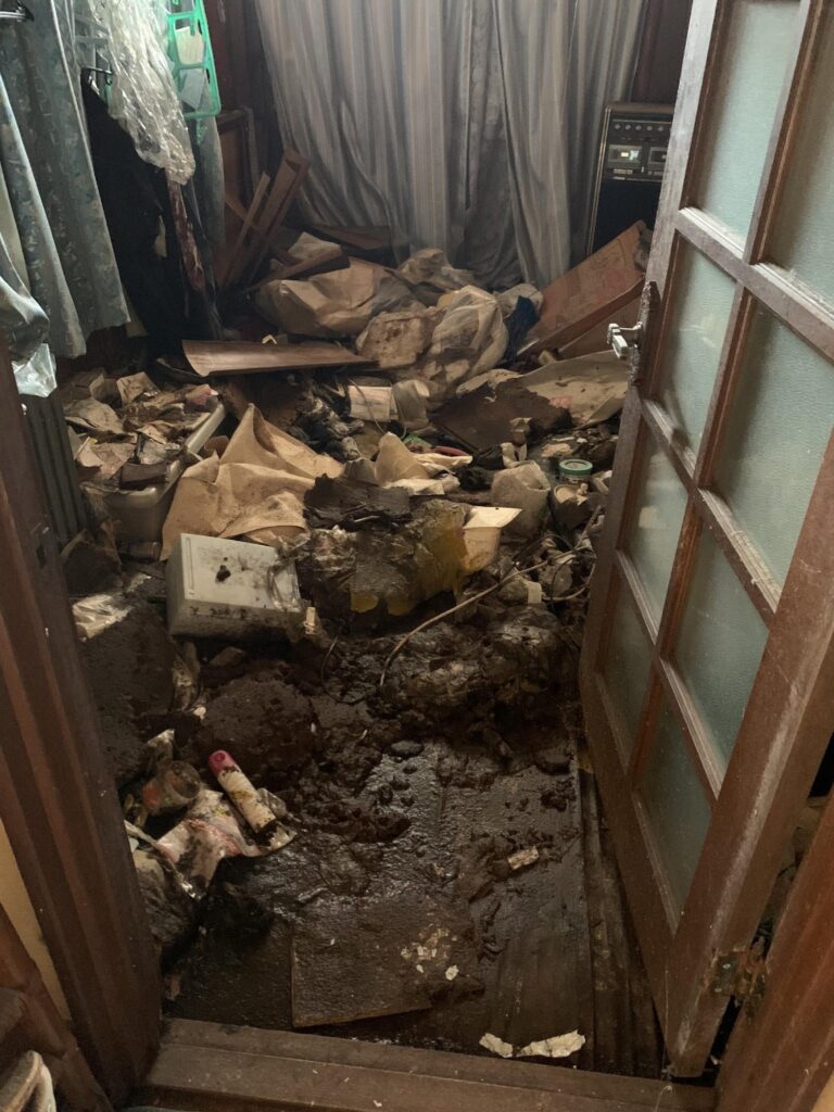 ゴミ屋敷
