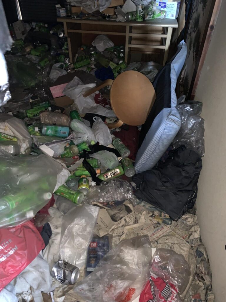 ゴミ屋敷